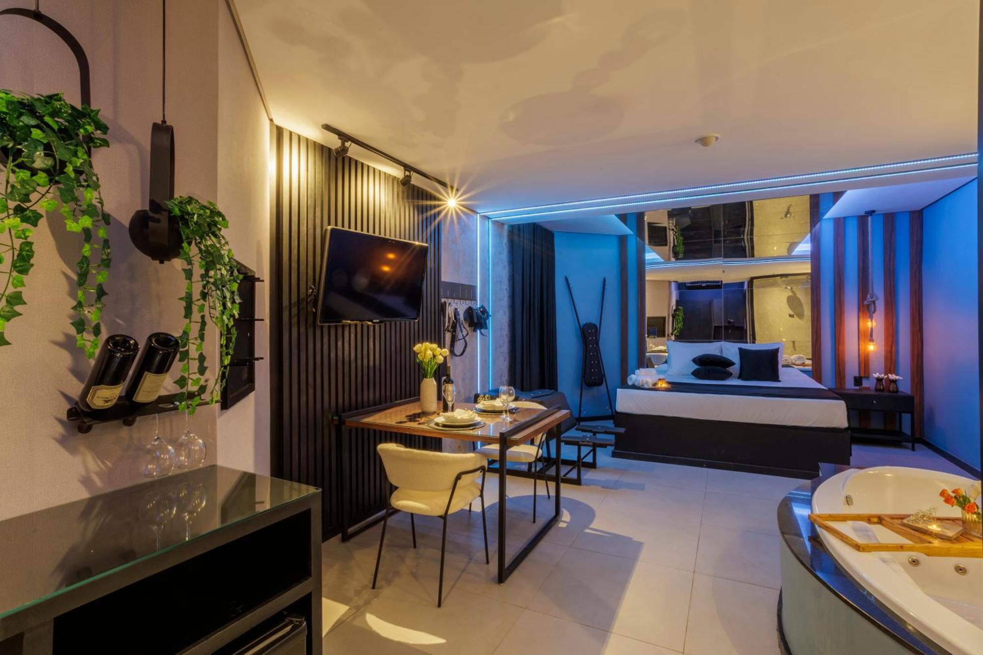 Hotel do amor Medieval - Porto Alegre-rs *